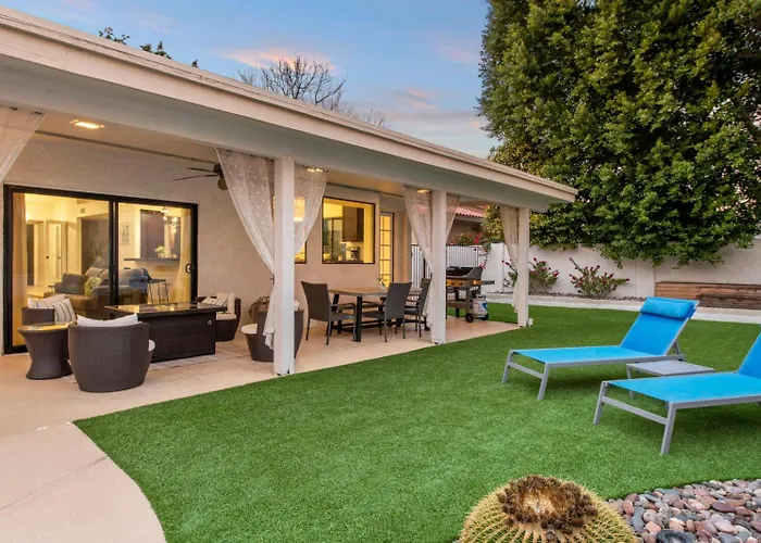 Ferienhaus Perfectly Located Spacious With Heated Pool Phoenix